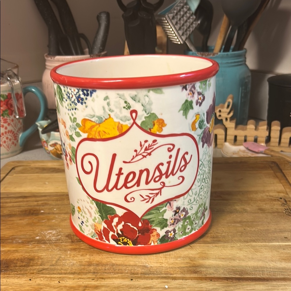 The Pioneer Woman Floral Utensil Holder - Red and White